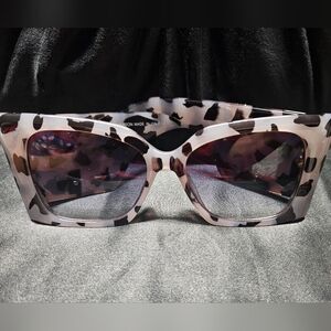 Stylish Oversized  Sunglasses